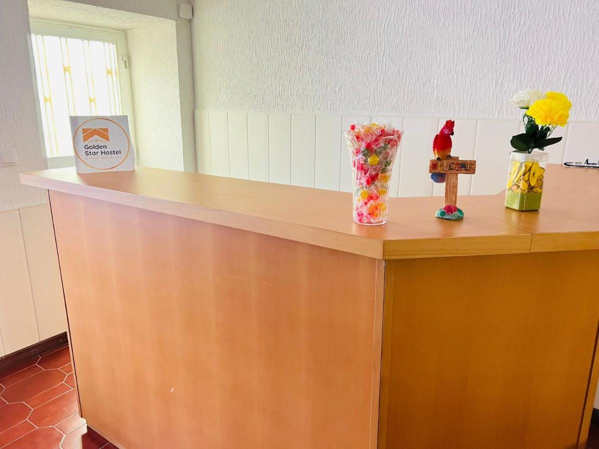 Hostel Golden Star Gião Екстериор снимка