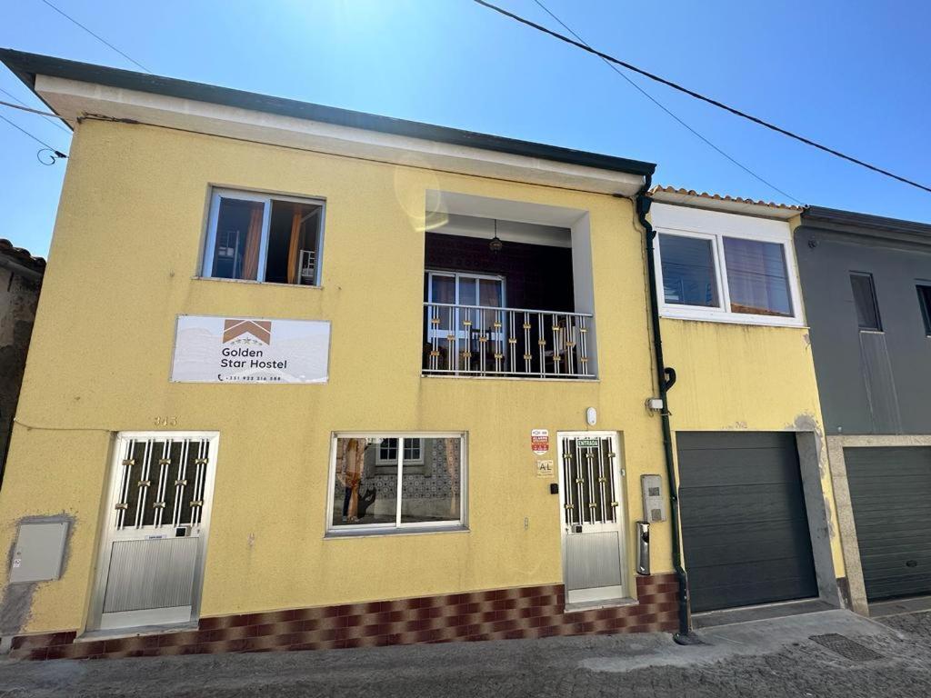 Hostel Golden Star Gião Екстериор снимка